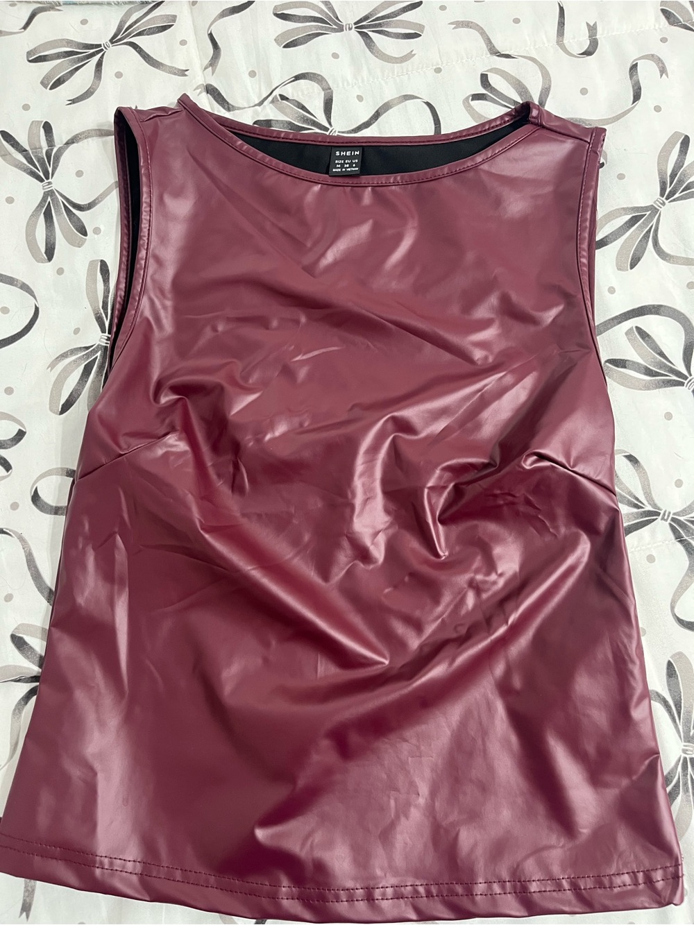 SHEIN Wine Faux Leather Sleeveless Tank